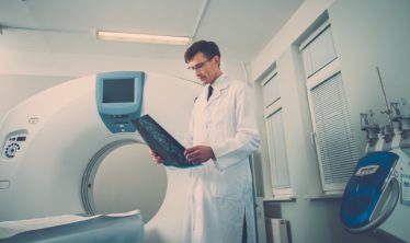 Roztroušená skleróza vyžaduje další výzkum